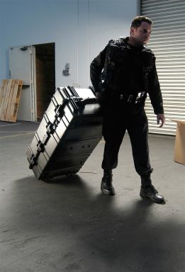 1780RF, Rifle Case with Rifle Foam Cut Insert, BLACK, 41.12" x 21.54" x 14.88"