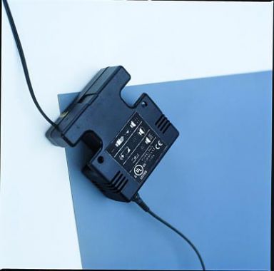Dual Conductor Portable Wrist Strap Monitor