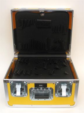 757THY-CB GUARDSMAN ATA TOOL CASE WITH WHEELS AND TELESCOPING HANDLE COLOR YELLOW