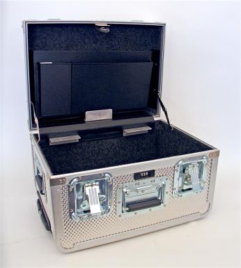 777THALUM-SGSH ALUMINUM GUARDSMAN ATA TOOL CASE WITH WHEELS AND TELESCOPING HANDLE
